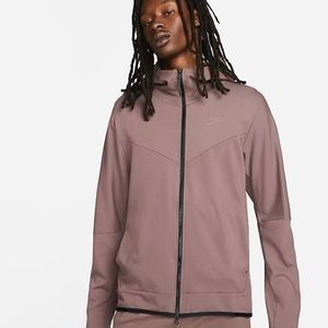 New Men’s Nike Tech Hooded Jacket Size Small